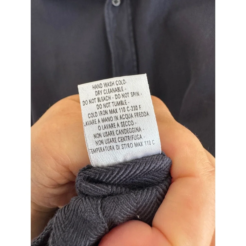 Gucci men's gray cotton button down shirt size 39/15.5 (a US men's medium)